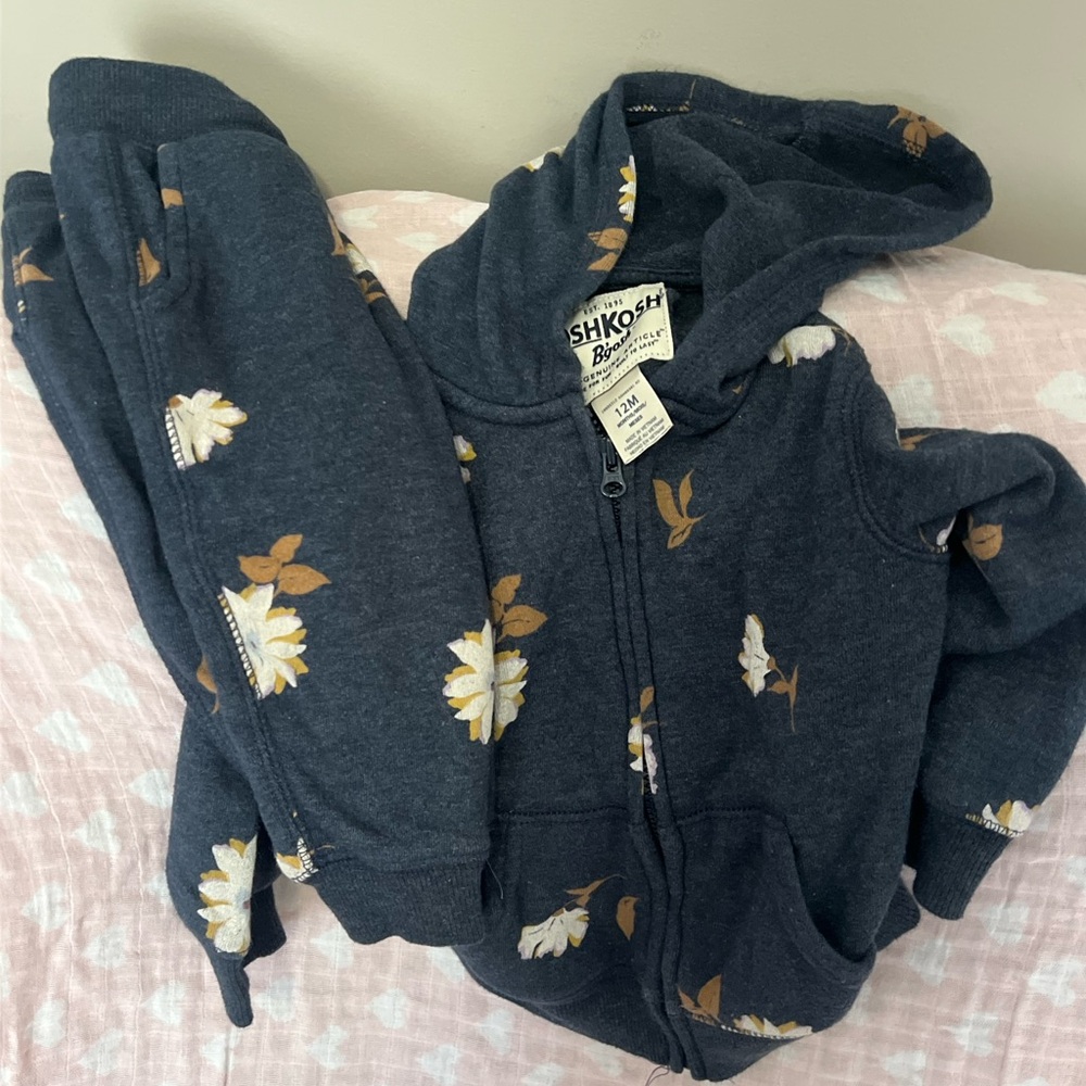 Oshkosh 12 month girls jogger